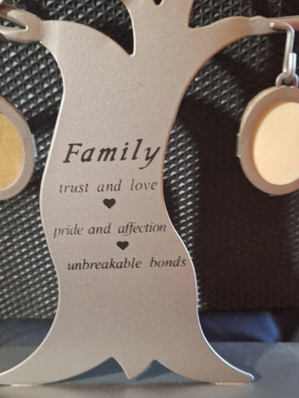 Family Tree Photo Frame Stand - Metal Silver Home Wall Decor